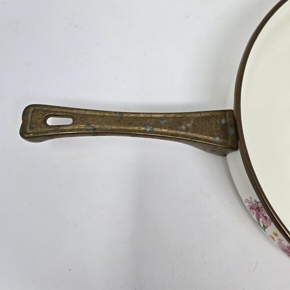 Normandy Taiwan Vintage Enamel Frying Pan With Lily Floral Design & Brass Handle - Picture 3 of 13